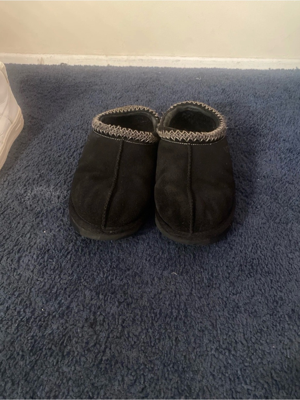 Ugg Black Women's Suede Slipper Clogs Women’s Size 8